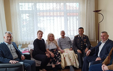 VEFANIN EN GÜZEL ÖRNEĞİ: GAZİ VE ŞEHİT AİLESİNE ANLAMLI ZİYARET